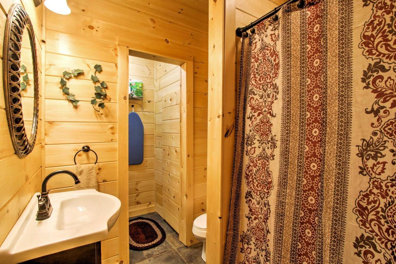 Gatlinburg Cabin With Hot Tub 5 Mi To Downtown Екстериор снимка